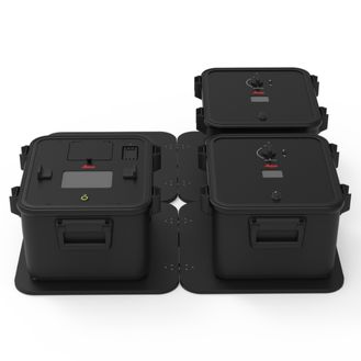Leica Pegasus TRK battery unit with three fast-charging batteries, featuring a colour LCD screen for real-time health monitoring and hot-swappable functionality to extend capture times.